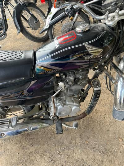 Honda CG 125.2020 Model. Punjab Registered. Biometric Mouqa per.