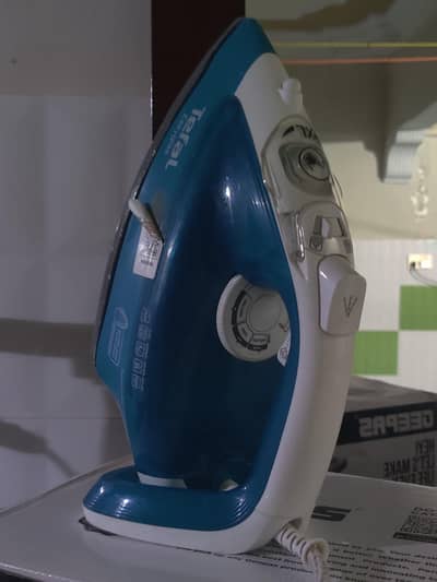 Tefal Steam Iron Easygliss