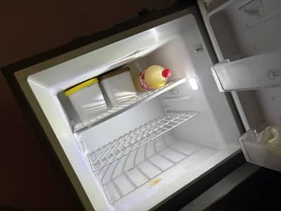 Haier Fridge HRF 336