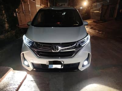 HONDA FREED Z SENSING MODULO EDITION