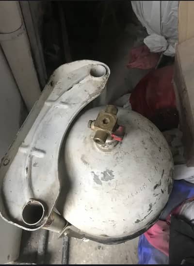 Cng kit with cyclinder urgent sale…. .