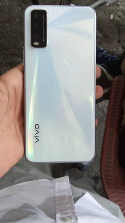 Vivo y20