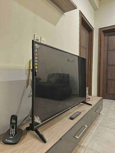 Samsung 50 inch LED TV - Non android