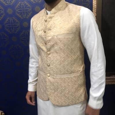 Waistcoat Medium Golden Tila Work
