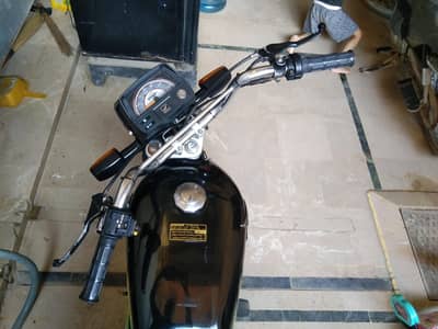 HONDA CD 70 2023