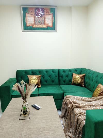 1BED BRAND NEW APARTMENT FOR RENT IN BAHRIA TOWN LAHORE