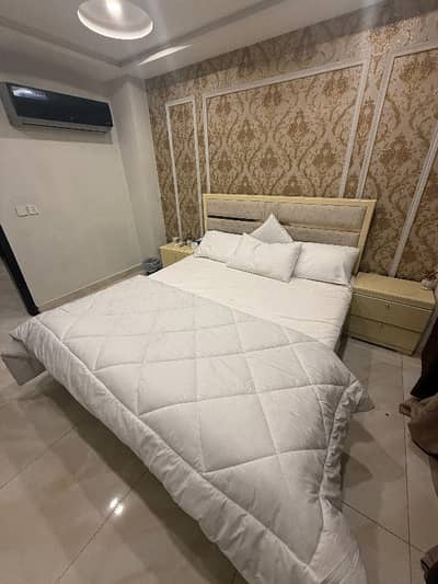 1 Bed Room Fully Furnished Flat For Rent In Bahria Town Lahore Near Grand Mosque
