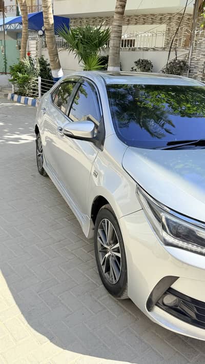 Toyota corolla Grande 1.8 2019 4G