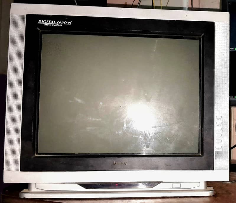 Digital Control Multi-System TV 6