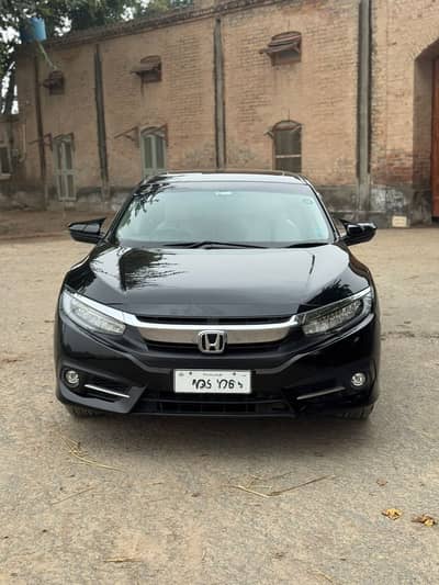 Honda Civic Ug full option 21/22