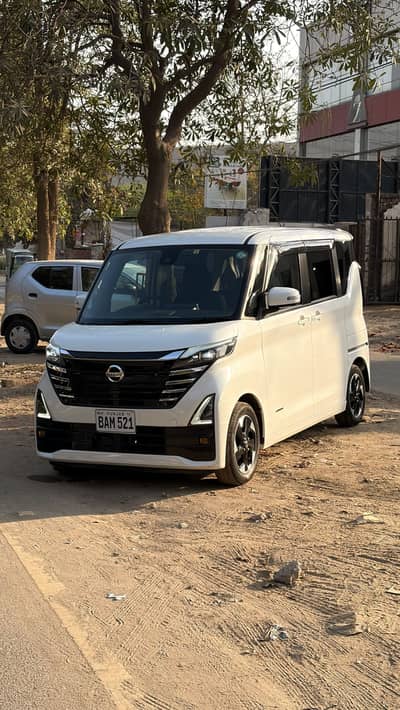 Nissan Days Roox 100% geniun all parts guranted