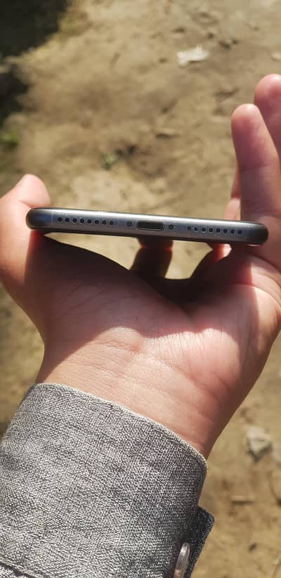 I phone 8 plus urgentt saleee