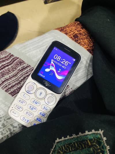 itel keypad phone