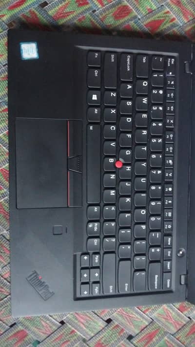 Lenovo X1 carbon i7 7gen