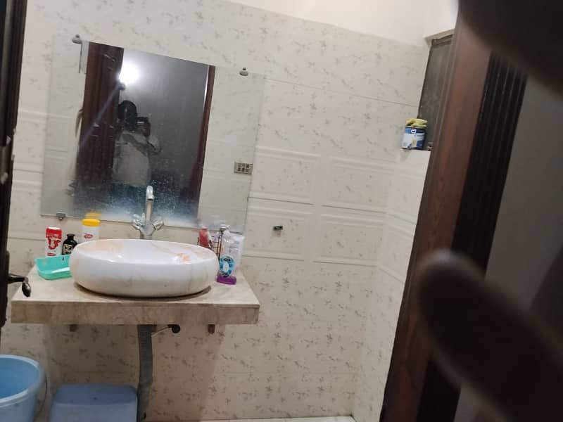 Upper Portion For Rent 7