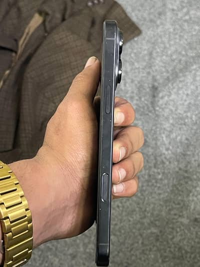 16 pro max  jv 512 gb  LLA model whatsapp 03021459045