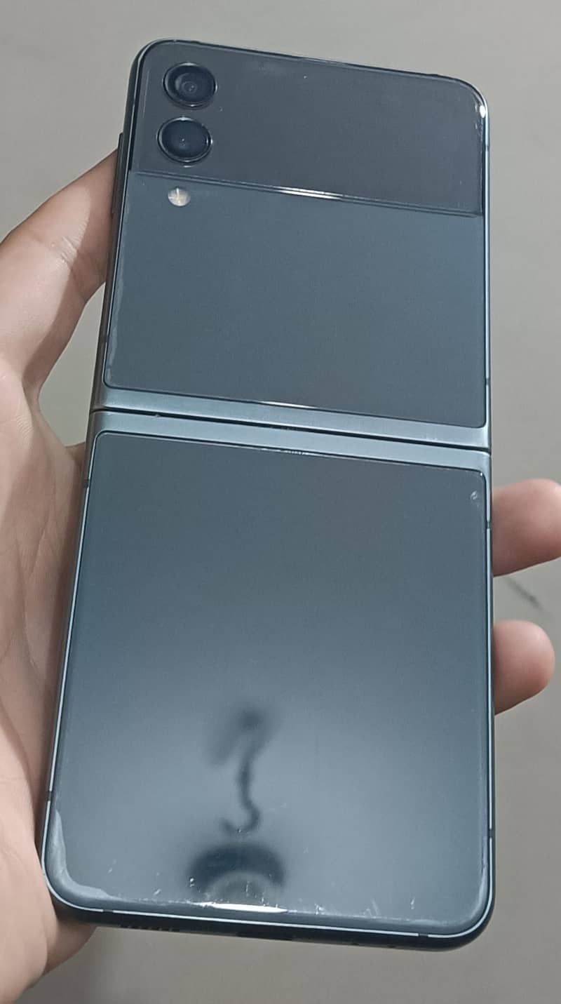 Z Flip 3 4