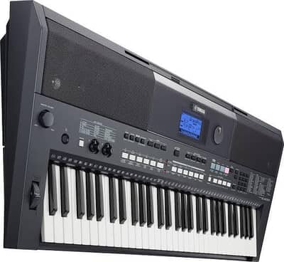 YAMAHA PSR E433 Keyboard Available
