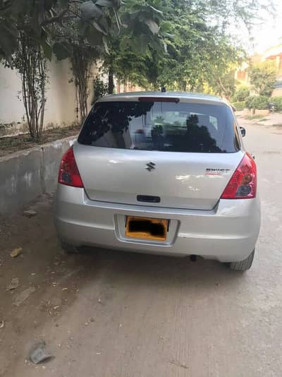 Suzuki Swift 2018 dlx automatic like new 1st owner