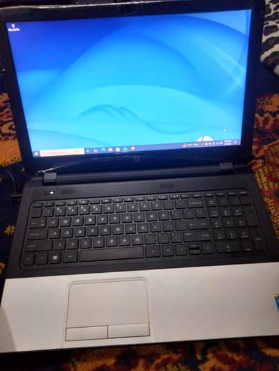 hp laptop new condition