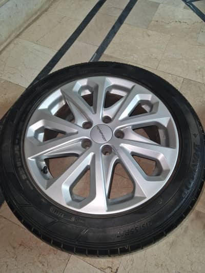 Dunlop tyer new condition