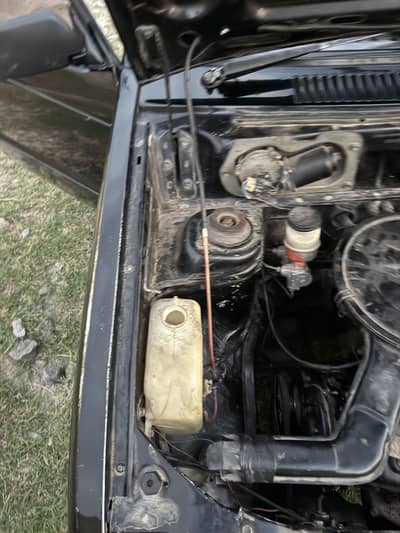 Scieem wala car hy totally jionen hy