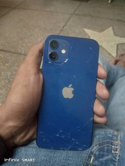 Apple iPhone 12