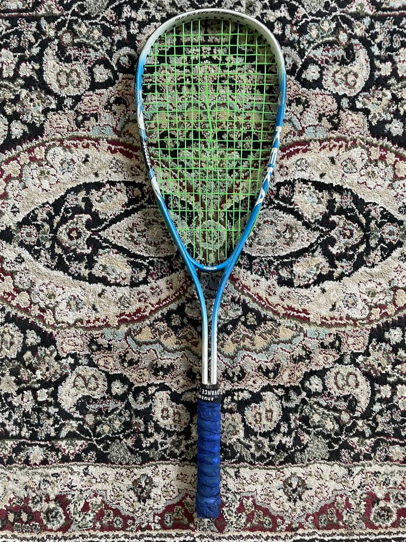 SQUASH RACKET 0