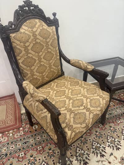 Room Chairs with table