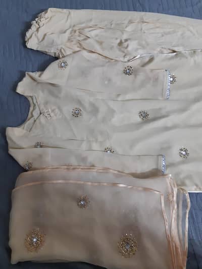 neatly stitch , esthetic color ,fancy