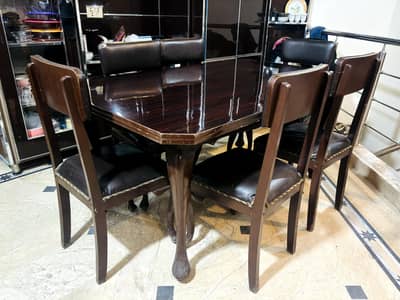 Dining Table | 6 chairs