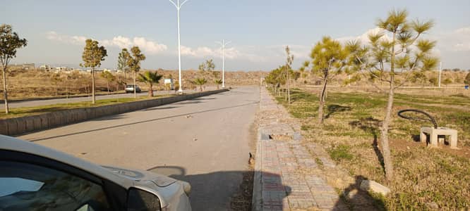 1 Kanal Developed Possession Plot for Sale Block C, Gulberg Residencia, Islamabad