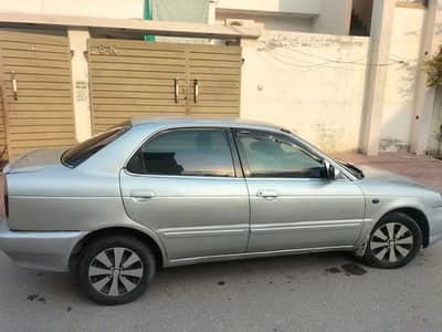 Suzuki Baleno 2004
