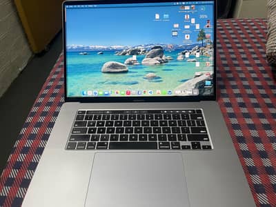 MacBook Pro 2019 Core i9 (16 inches)