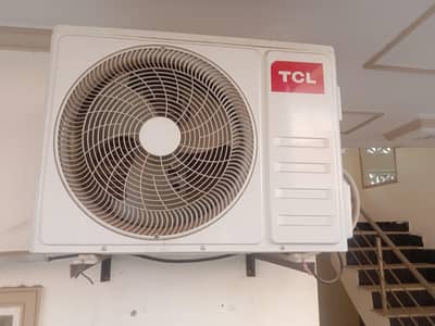 TCL 1.5 Ton AC T3B2 , R410A Gas