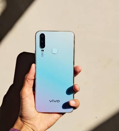 Vivo y17