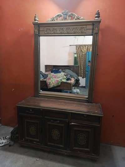 Double Size Bed With Dressing Table