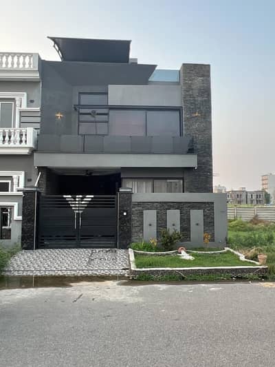 Full furnished five marla house available for sale in citi housing sialkot E block