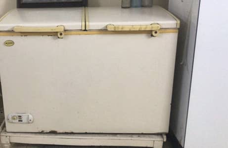 Wave’s refrigerator double door