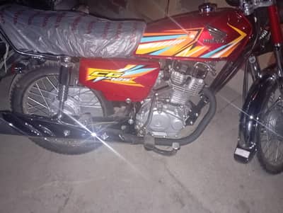 honda CG 125 2026 model red colour
