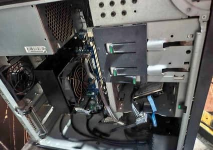 HP z440 For Sale  E5.2630 v3 processor