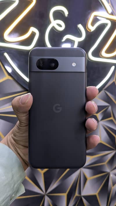 Google pixel 8a 10/10 condition