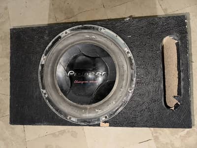 D4 Pioneer Subwoofer