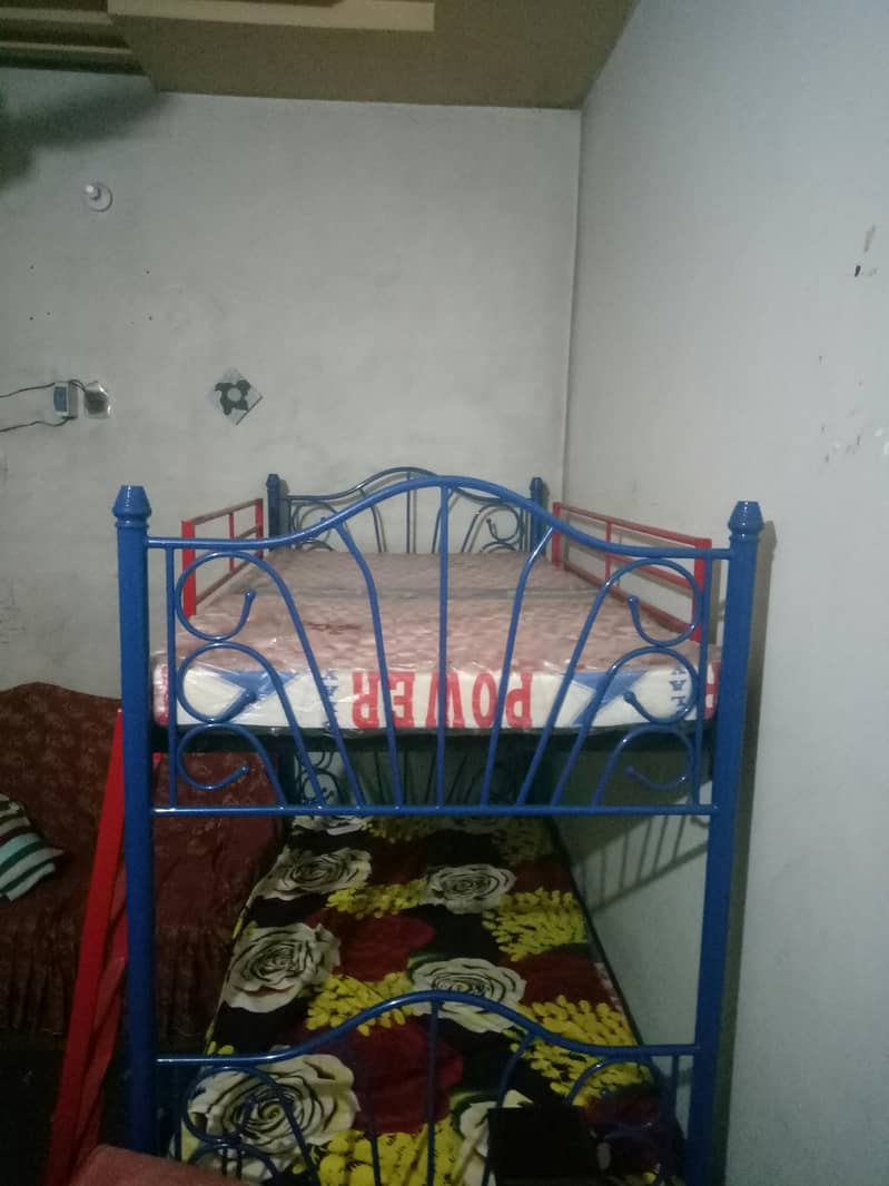 iron bed 1