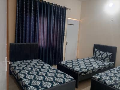 hostel rooms available 2 and 3 seters rooms
