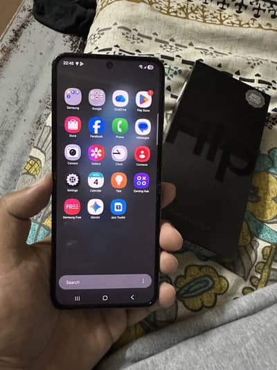 Z flip 4 offical PTA