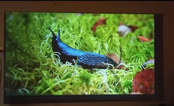 Android Led Multimedia Projector branded 5