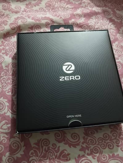 zero lifestyle rover pro earbuds in excellent condition