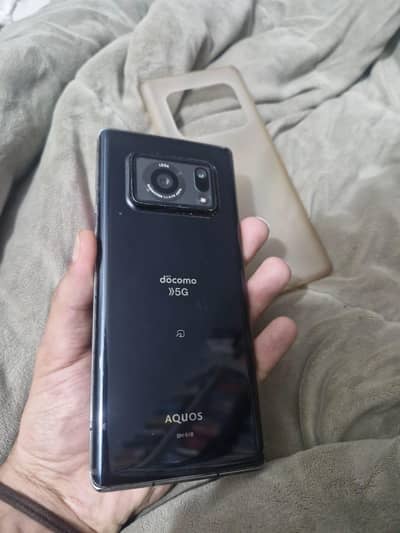 Sharp Aquos r6 12gb ram 128gb storage