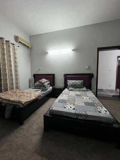 2 Single Beds With 1 Side Table & Dressing Revolving Mirror & Mattress